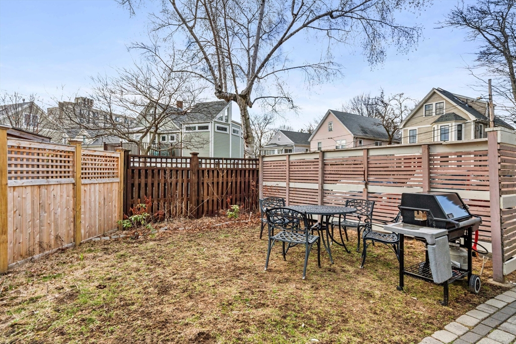 54 Hubbard, Neighborhood Nine