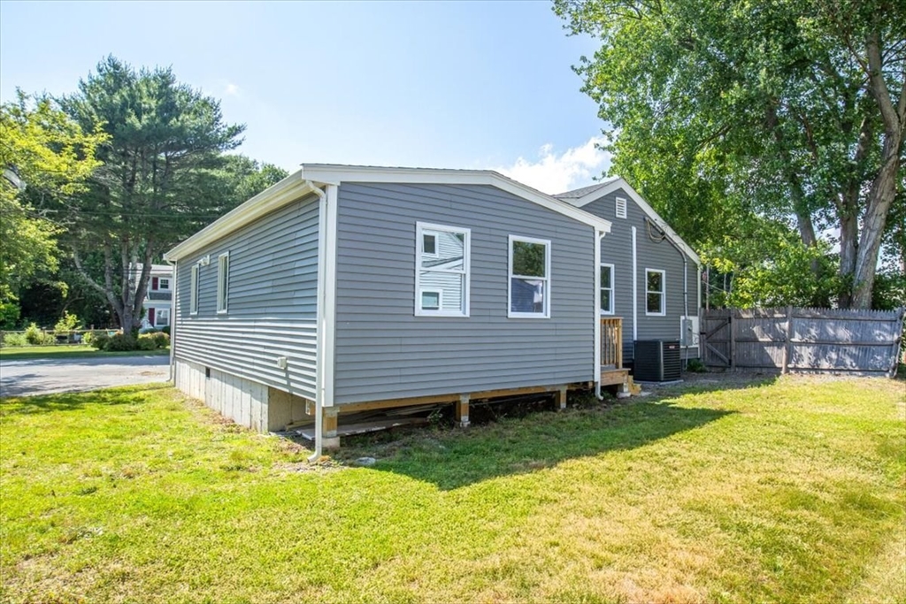 3 Cummings Cir, Randolph