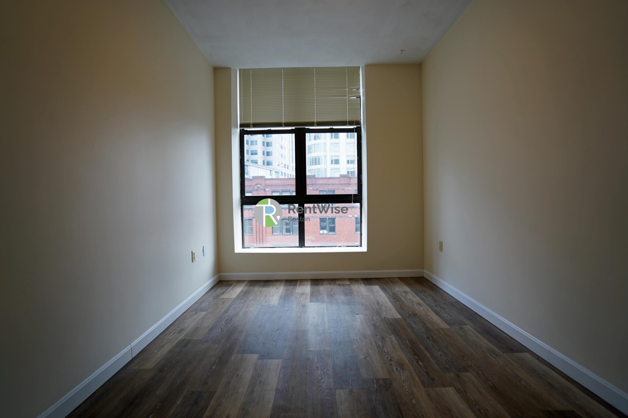 81 Essex St, Chinatown