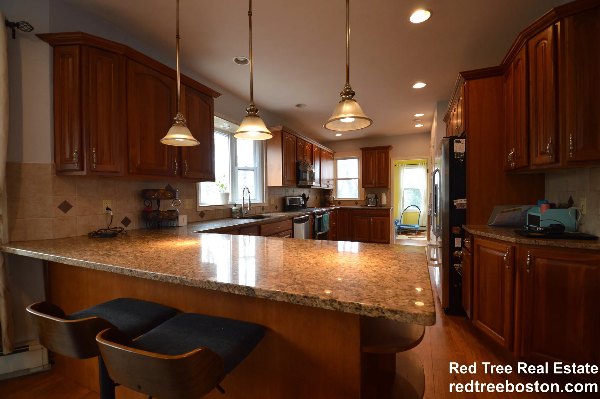 26 Garnet Rd, West Roxbury