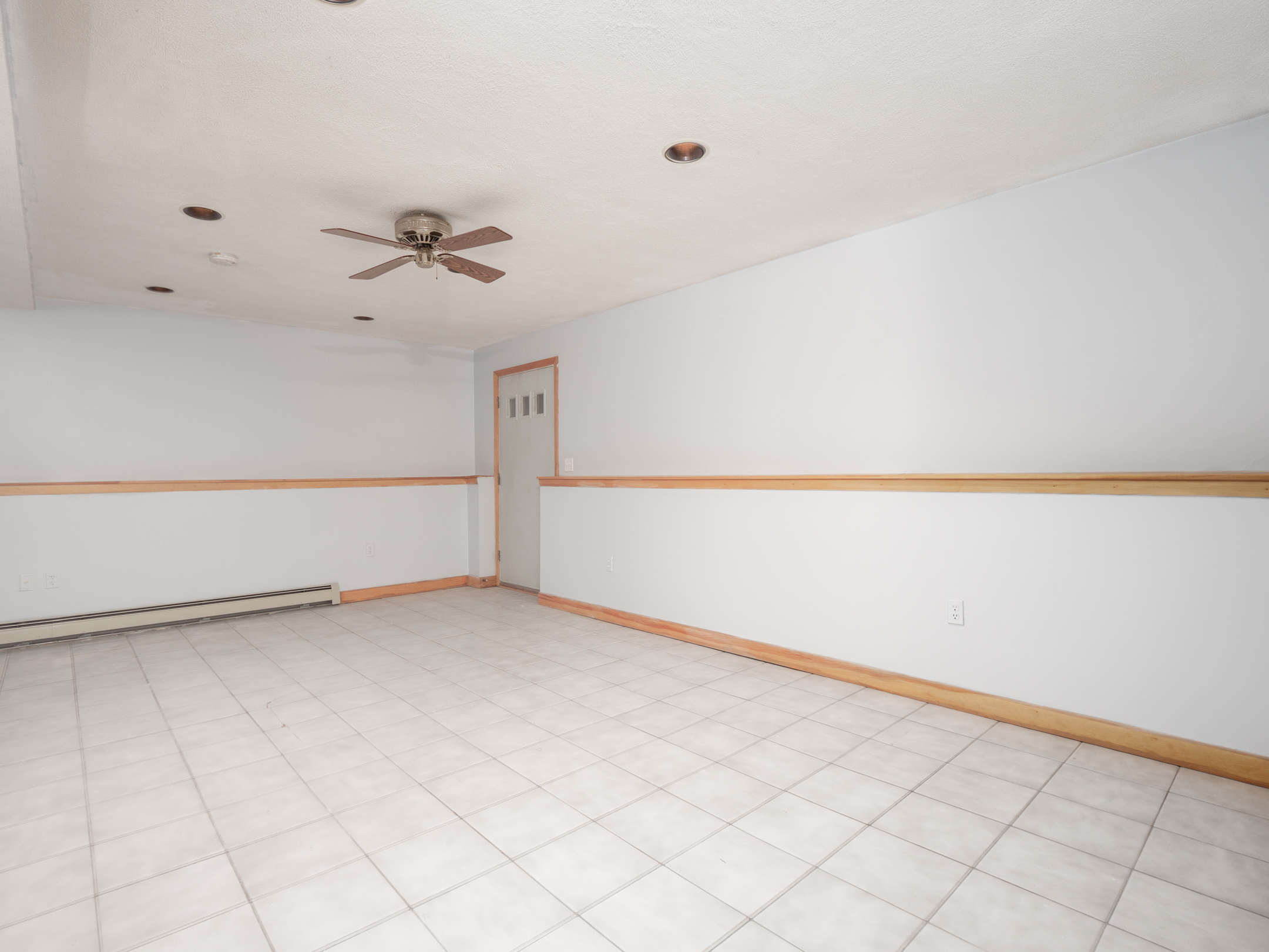 2 bed, 1 bath apartment for rent at 19 Montrose St Unit 1, Everett — photo 14 of 23
