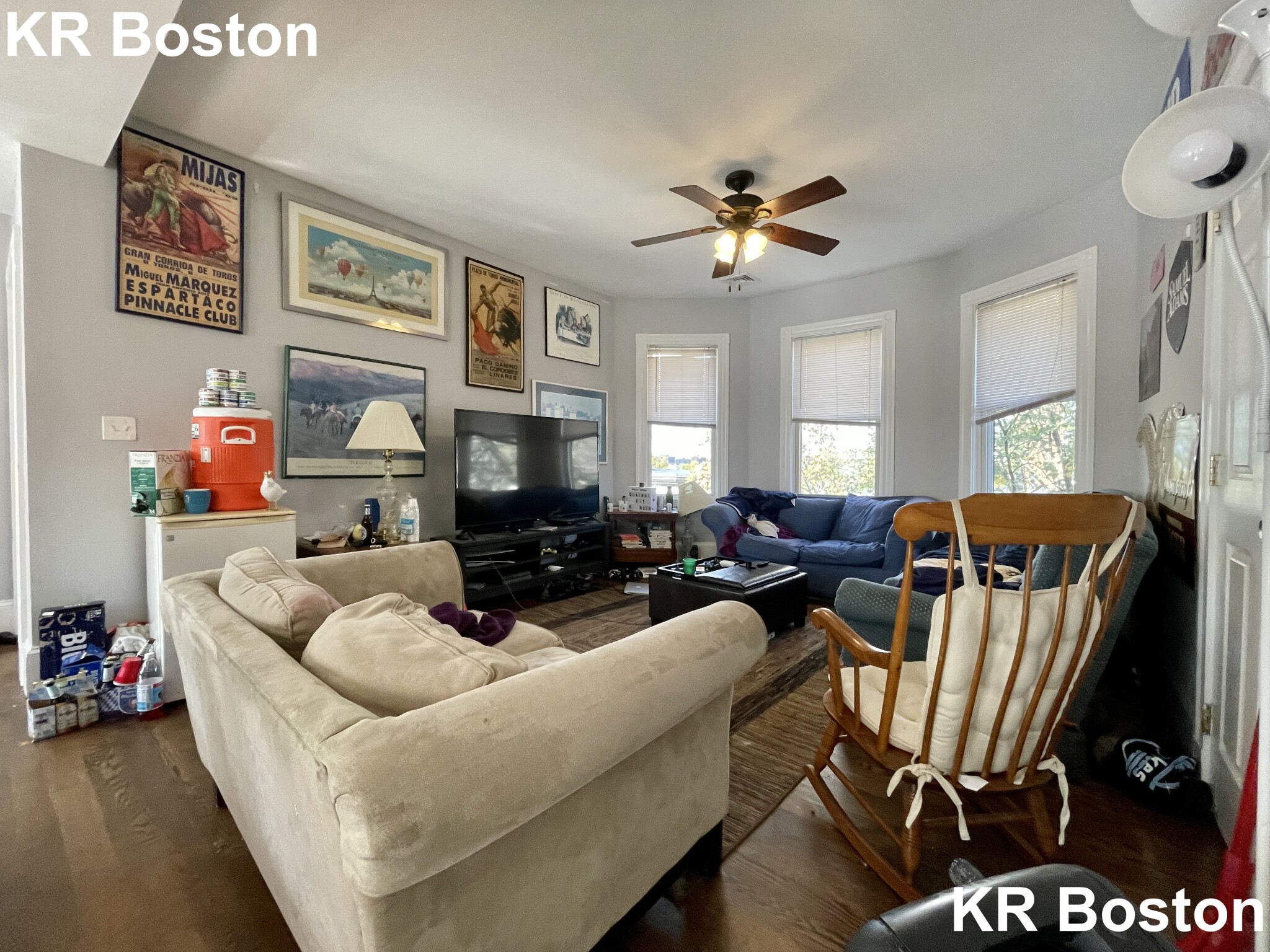 6 bed, 2 bath apartment for rent at 16 Parker Hill Ave Unit 3, Mission Hill — photo 3 of 14