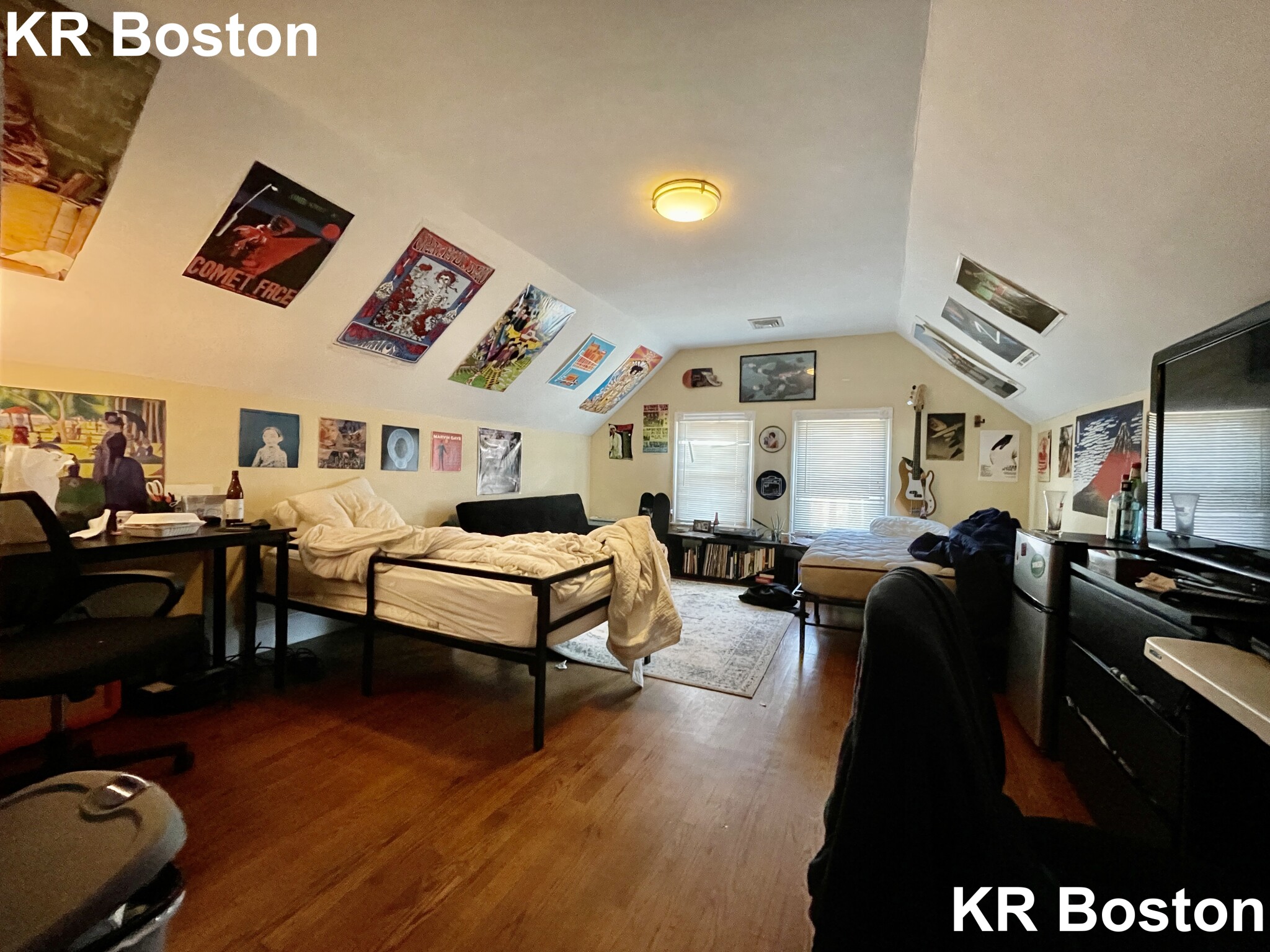 6 bed, 2 bath apartment for rent at 16 Parker Hill Ave Unit 3, Mission Hill — photo 2 of 14