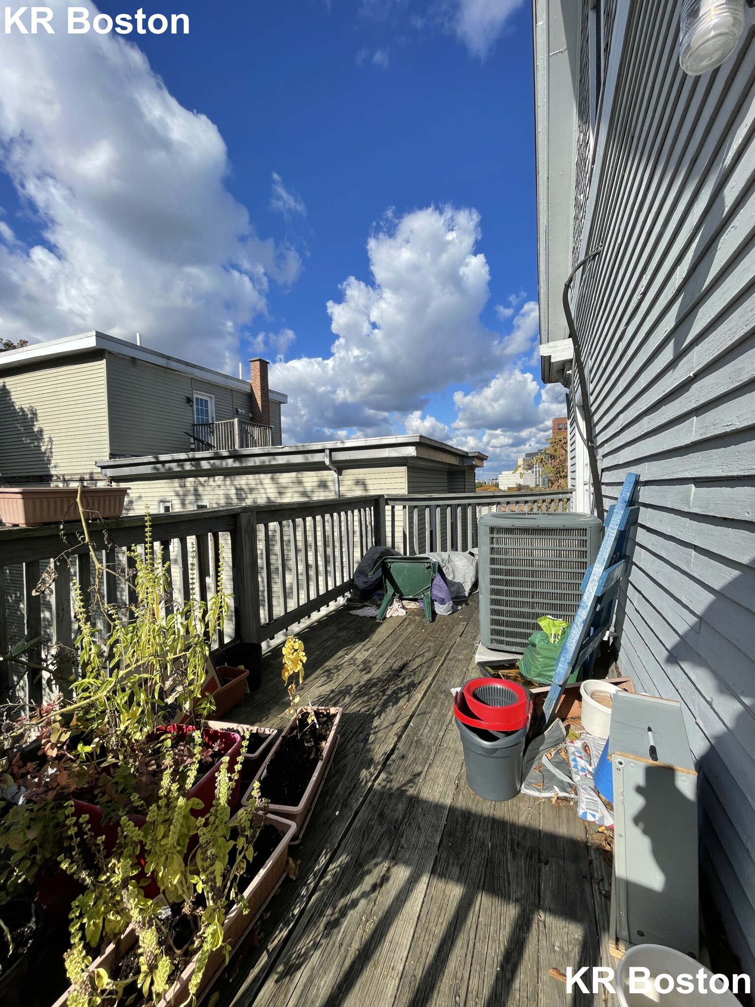 6 bed, 2 bath apartment for rent at 16 Parker Hill Ave Unit 3, Mission Hill — photo 12 of 14