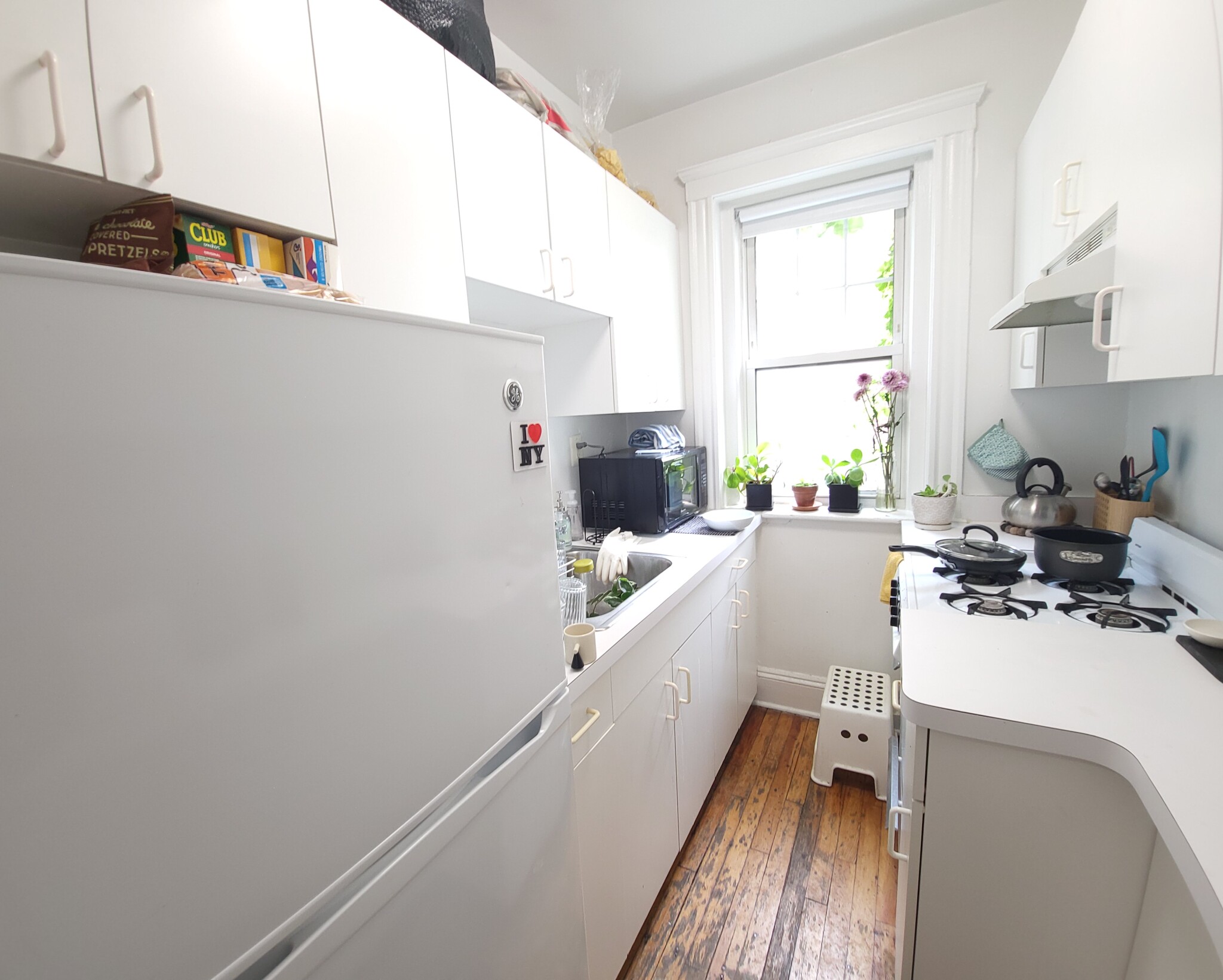 1 bed, 1 bath apartment for rent at 19 Wendell St Unit 9,, Harvard Square — photo 2 of 3