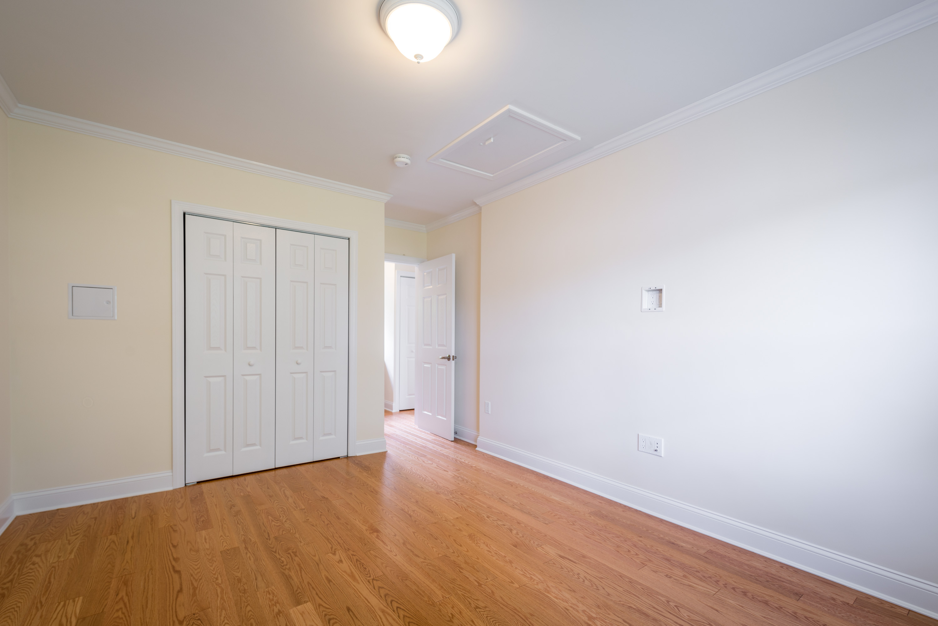 2 bed, 1.5 bath apartment for rent at 617 Vfw Pkwy Unit ., Chestnut Hill — photo 19 of 39