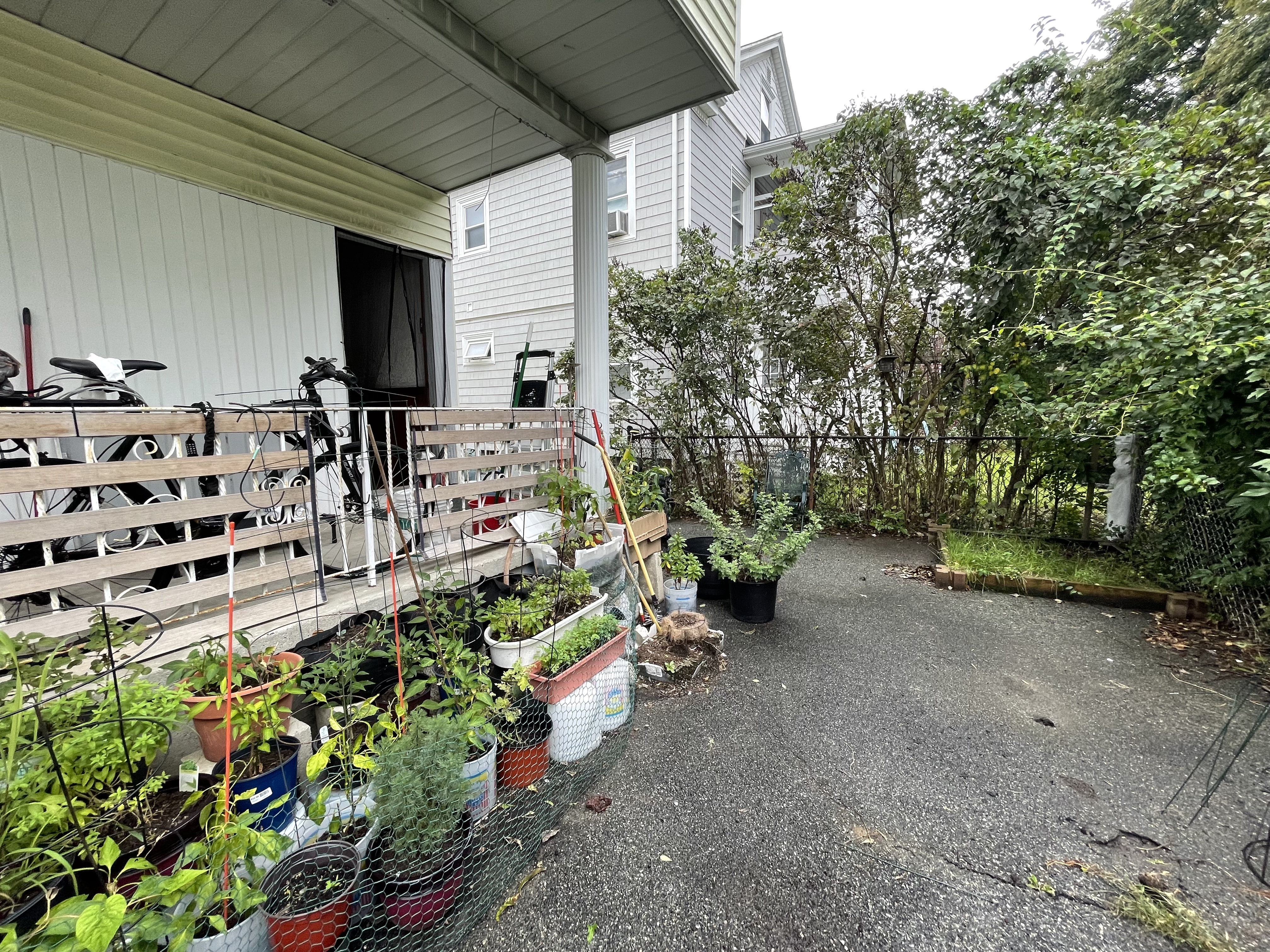 2 bed, 1 bath apartment for rent at 293 Boston Ave Unit 1, Tufts University — photo 19 of 21