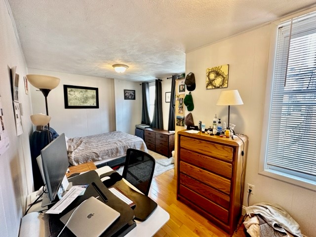 3 bed, 1.5 bath apartment for rent at 1 Noyes Pl Unit 5, North End — photo 19 of 27