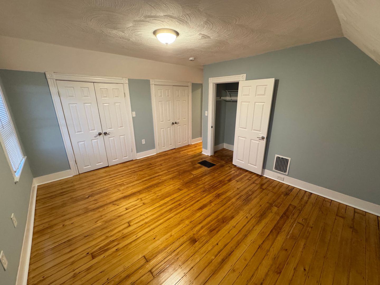 35 Cameron Ave, Teele Square