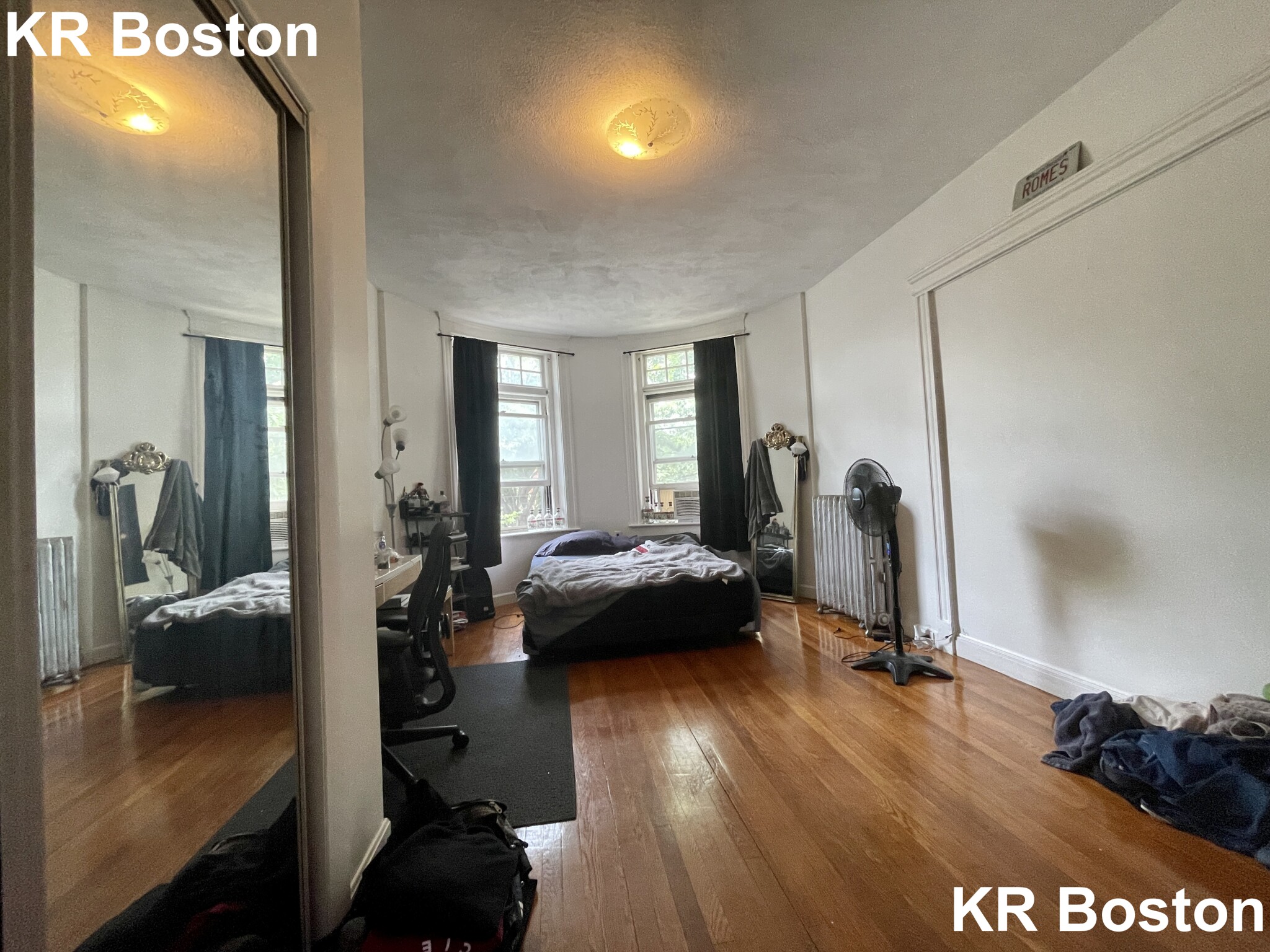 5 bed, 2 bath apartment for rent at 1915 Beacon St Unit 2, Chestnut Hill — photo 3 of 5