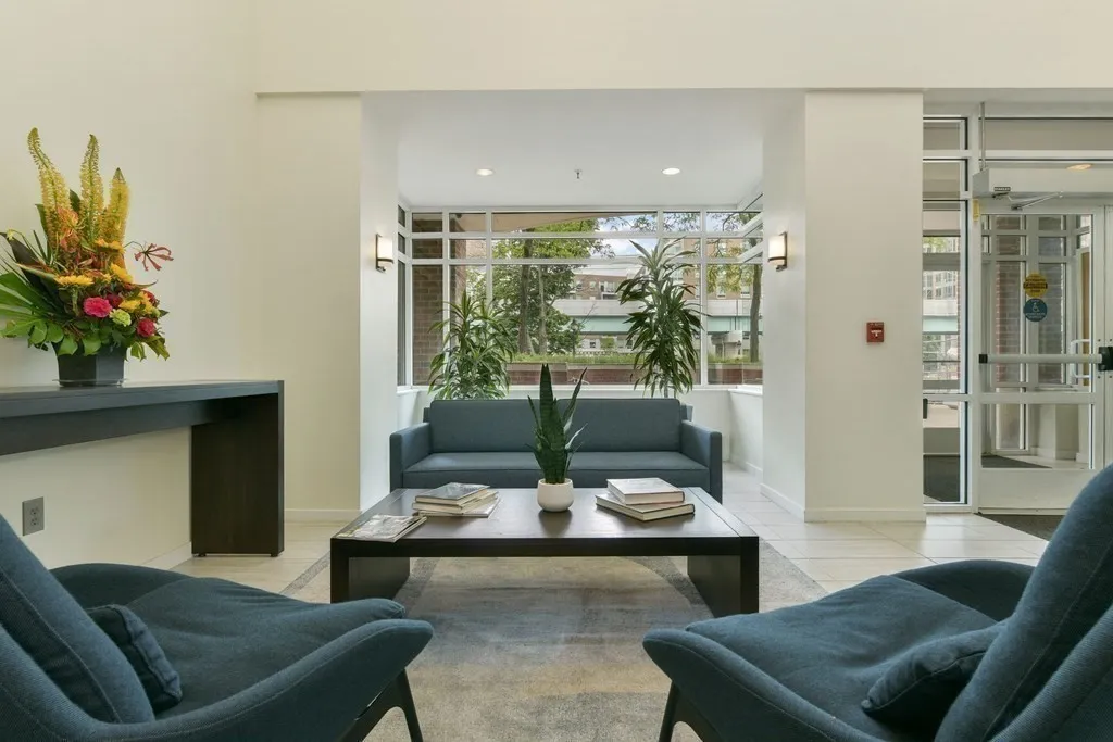 4 Canal Park, East Cambridge