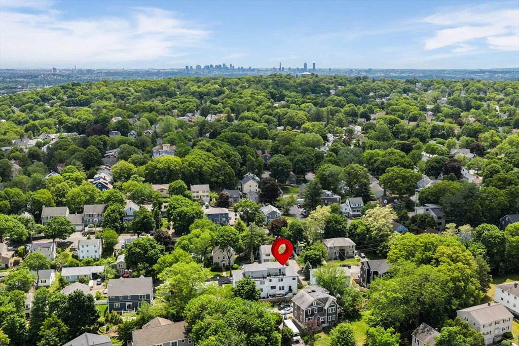 65 Lancaster Rd, Arlington