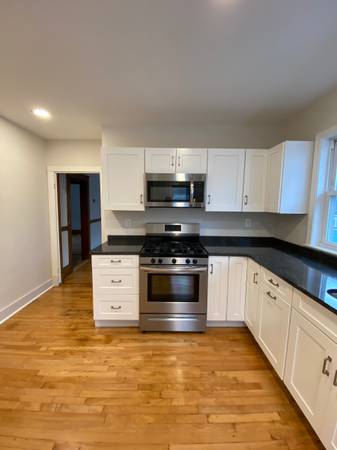 133 Grove St, Watertown