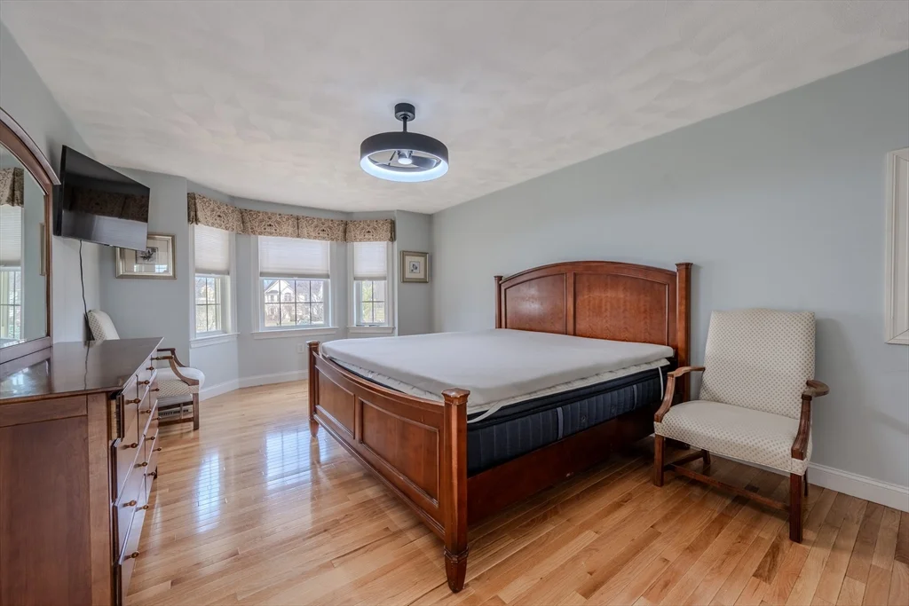 9 Kettle Way, Dracut