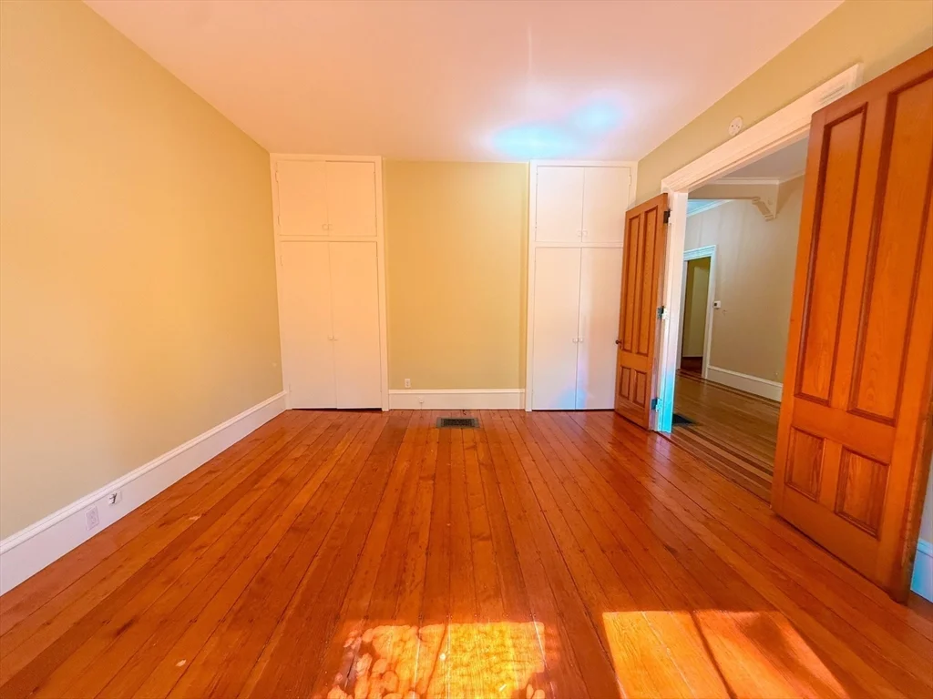 209 Bacon St, Natick