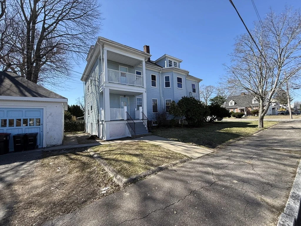 68 Ash St, Brockton