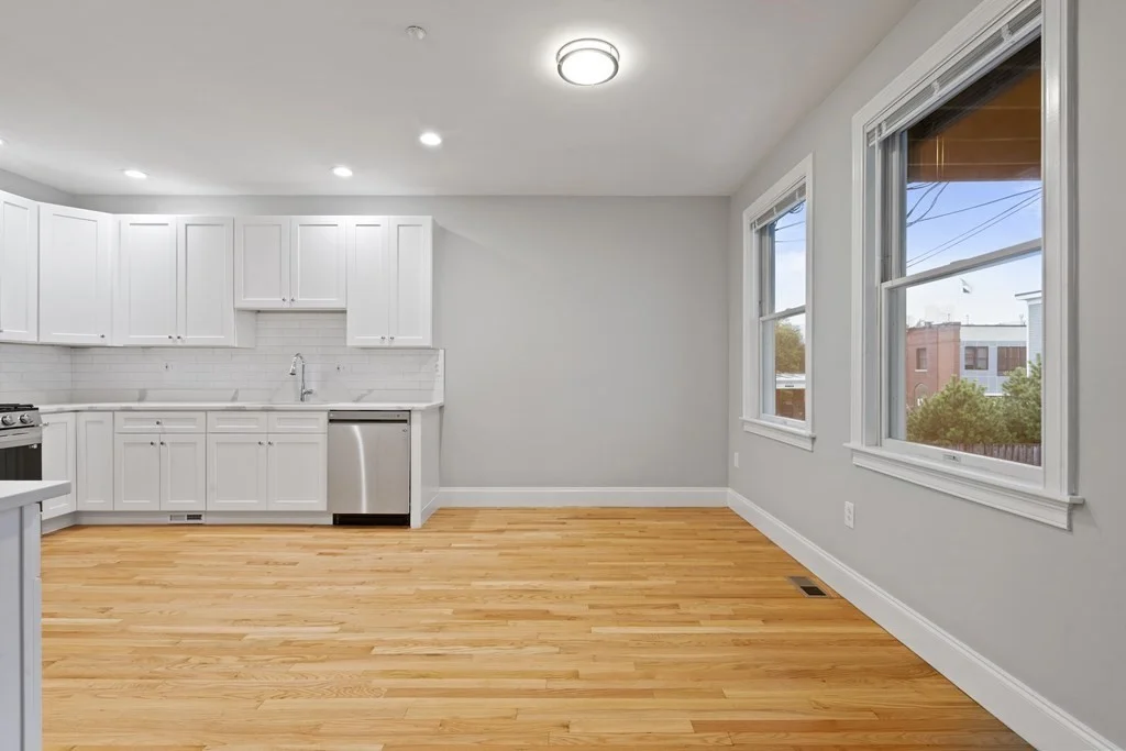 320 W Broadway, South Boston