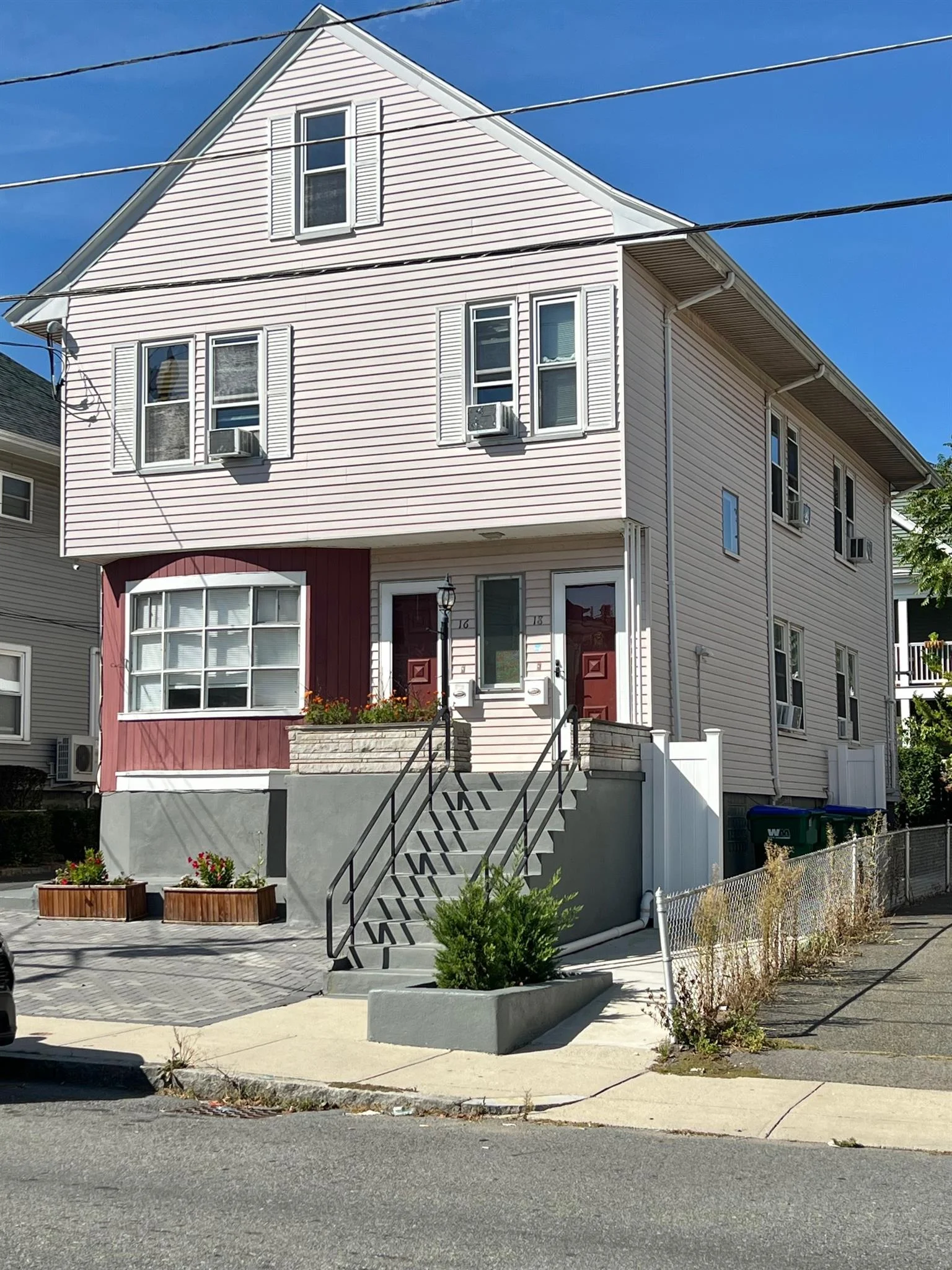 18 Alexander Ave, South Medford