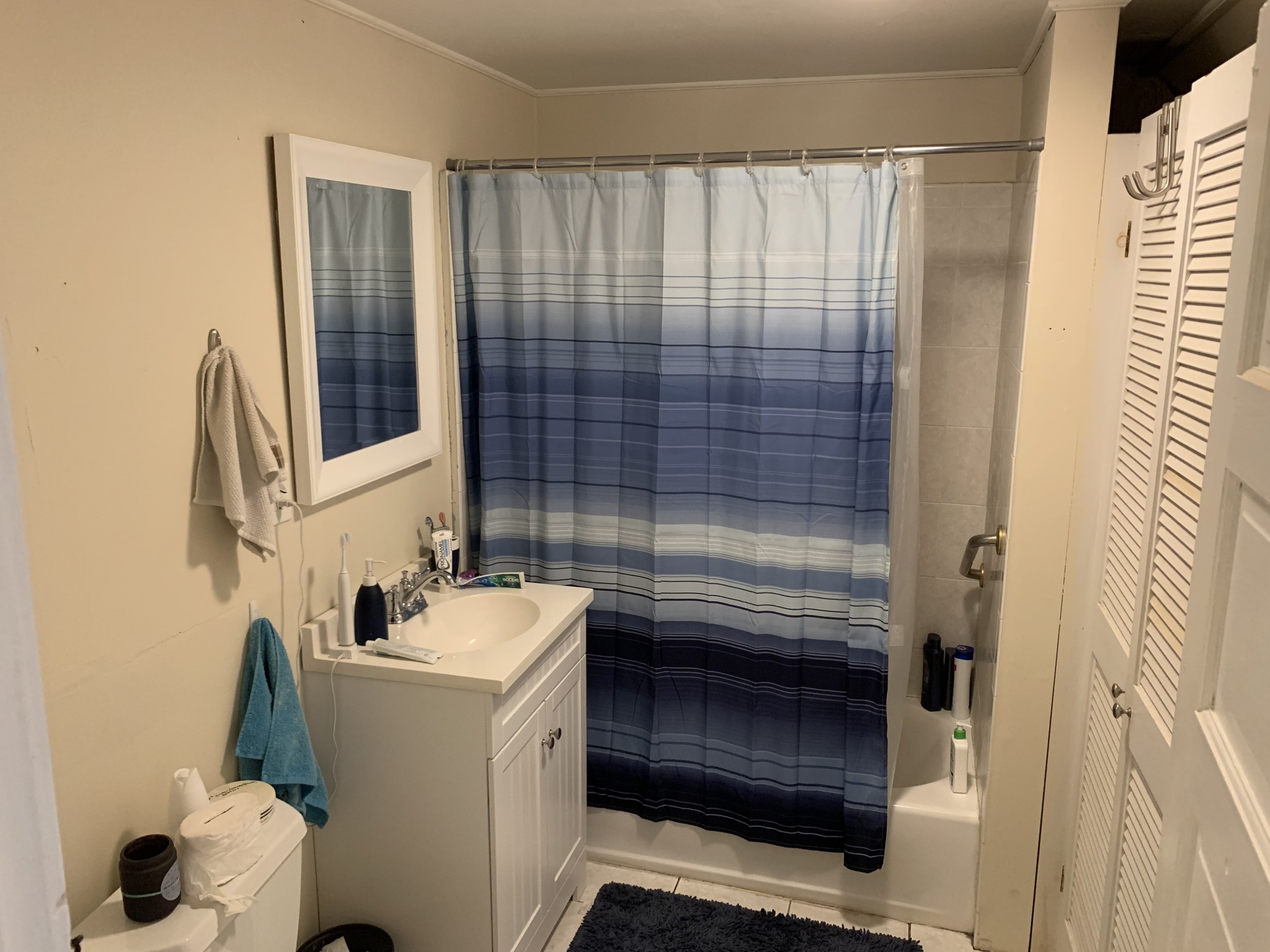 1081 Broadway, Teele Square