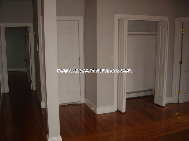2 bed, 1 bath apartment for rent at 536 Tremont St Unit 3, South End — photo 4 of 26