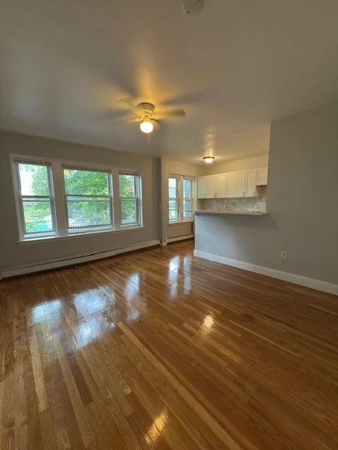 15 Ives, Beverly