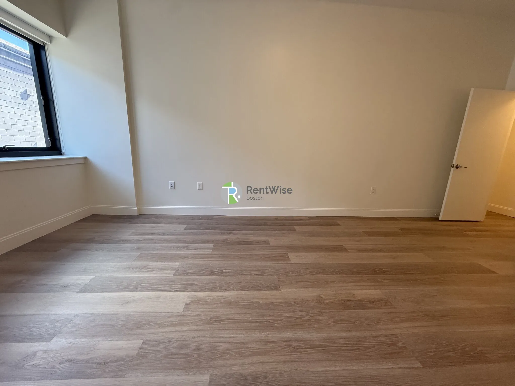 1079 Commonwealth Ave, Allston