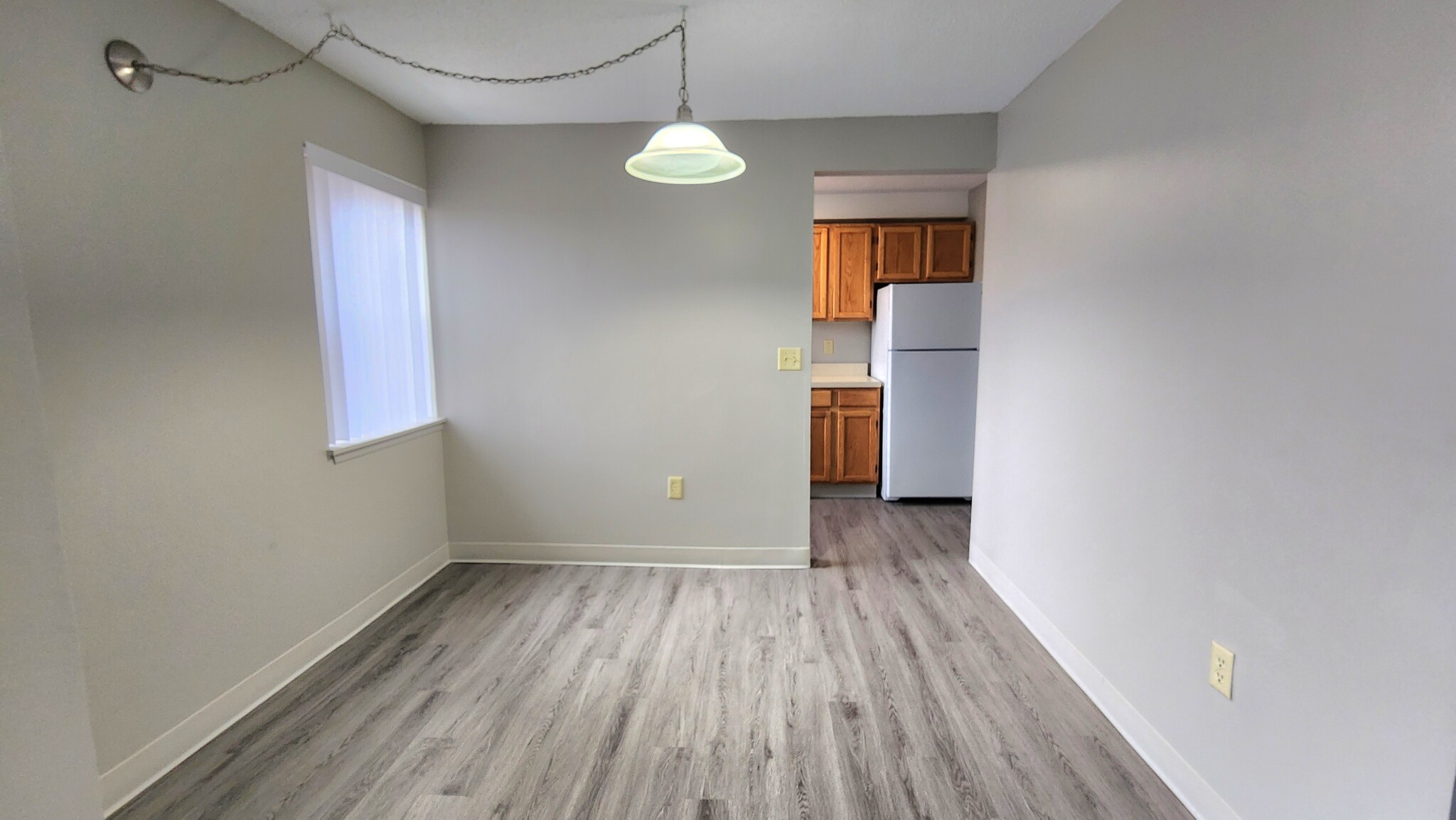 77 North Point Dr, Dorchester