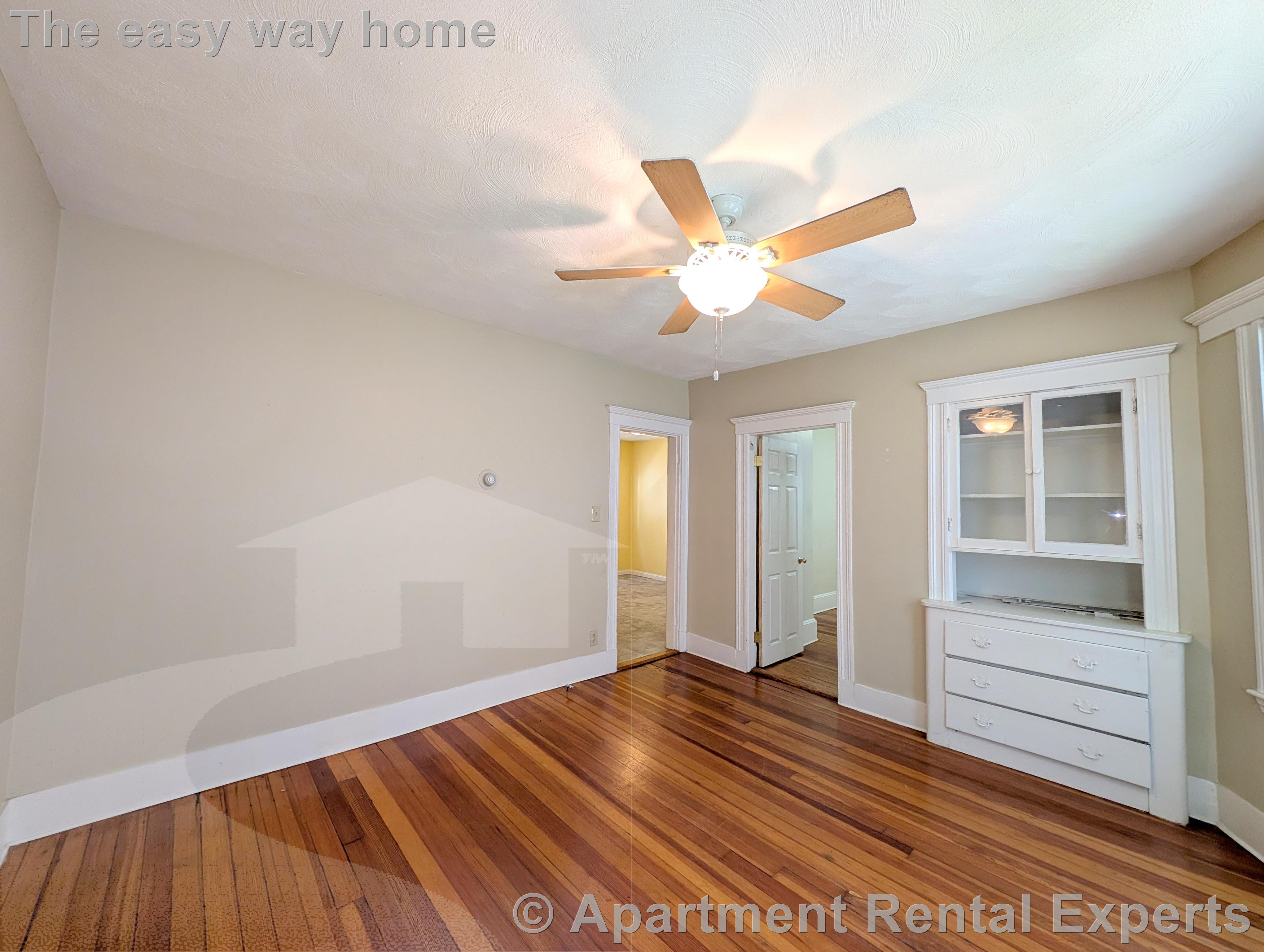 79 Conwell Ave, Tufts