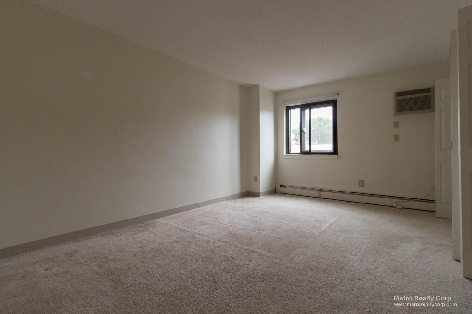 80 Pleasant St, Coolidge Corner