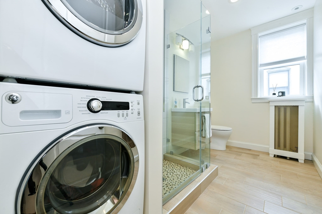 1038 Beacon St, Brookline