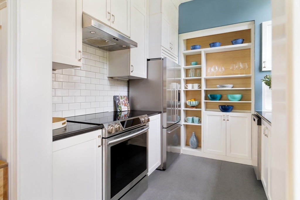 65A Glen Rd, Brookline Village