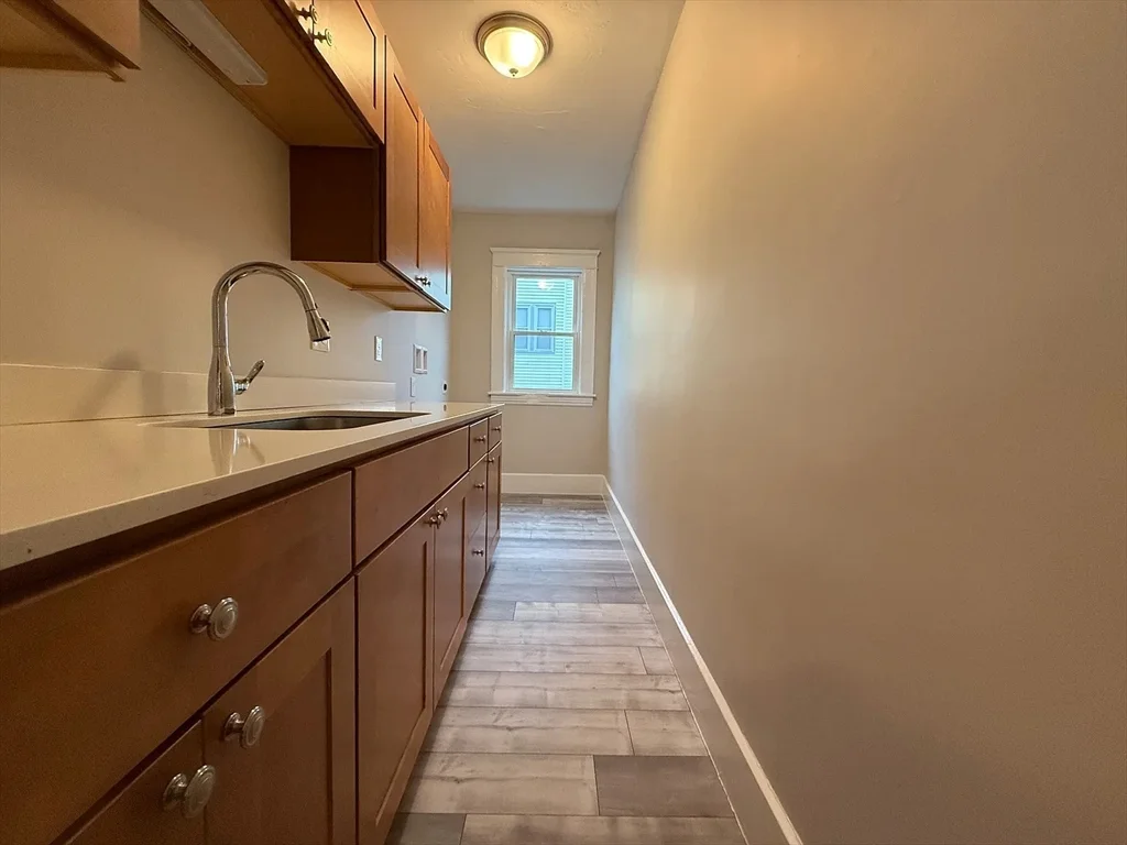 1301 Main St, Worcester