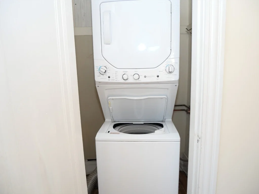 201 Saint Paul St, Brookline