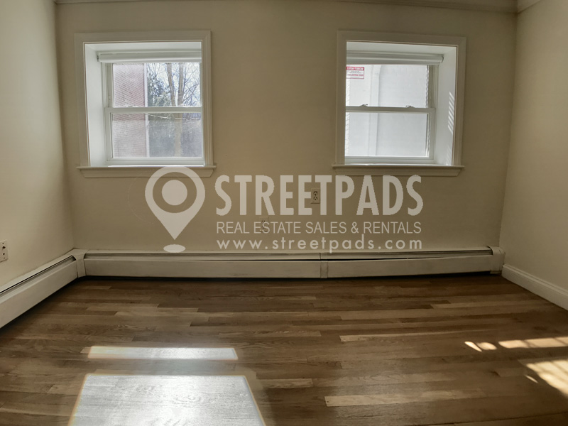 1539 Beacon St, Griggs Park