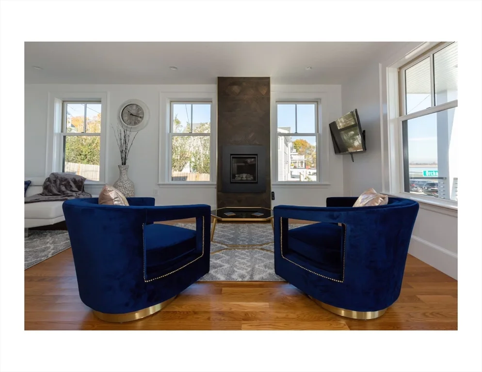 153 Bayside Rd, Quincy