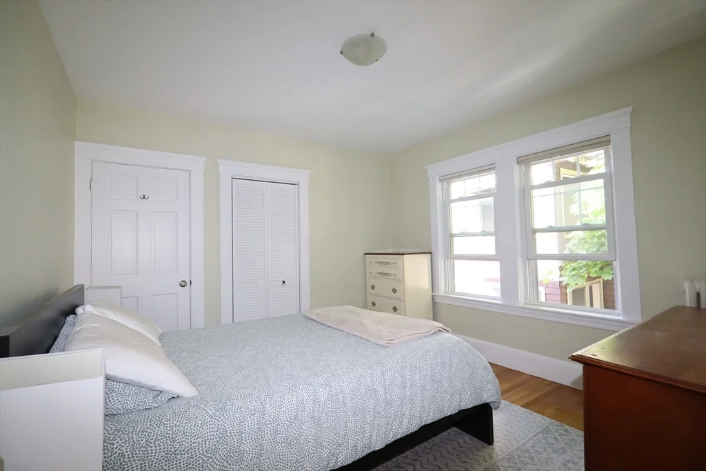 18 Moulton Rd, Arlington Heights