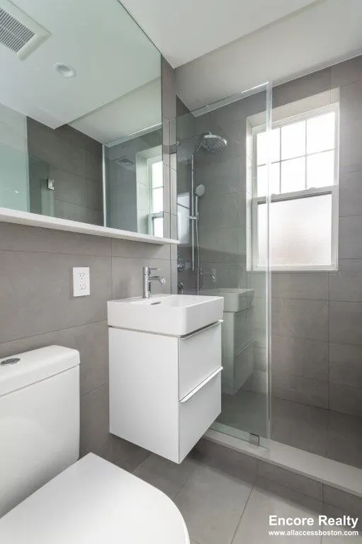 16 Forest St, Baldwin