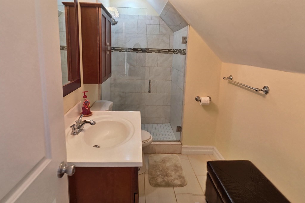 272 Lamartine St, Jamaica Plain