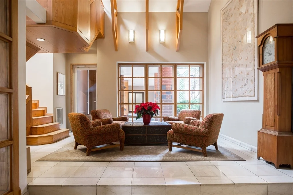 492 Beacon St, Back Bay