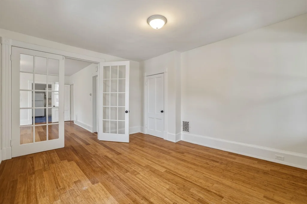 105 Nonotuck St, Holyoke