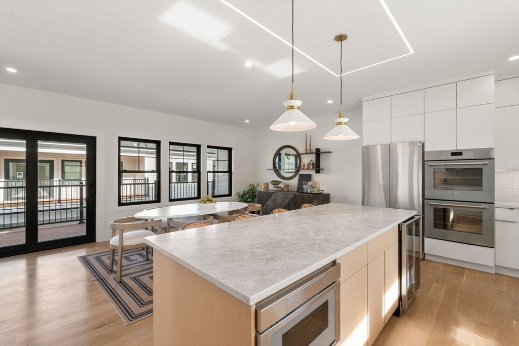 16-22 Clinton St, Newton