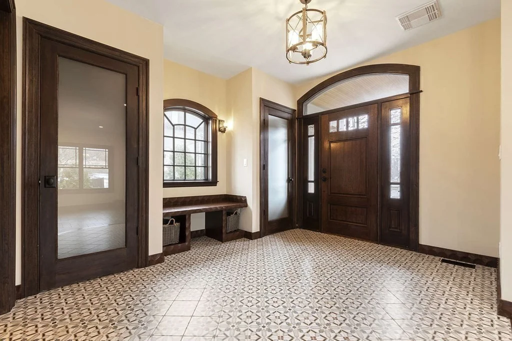 24 Elm, Dedham