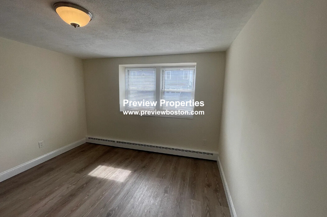 168 North Beacon St, Brighton