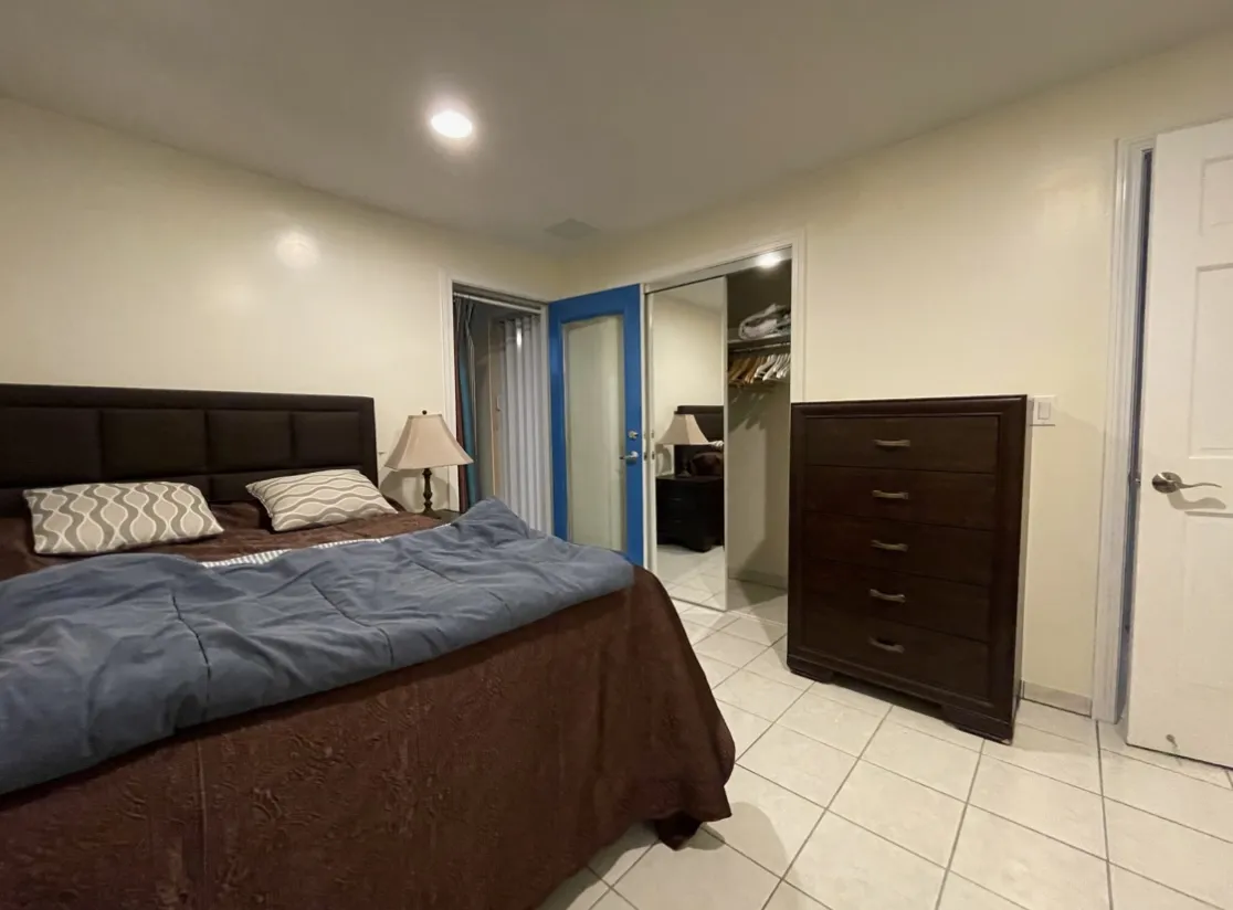 56 Hobson St, Oak Square