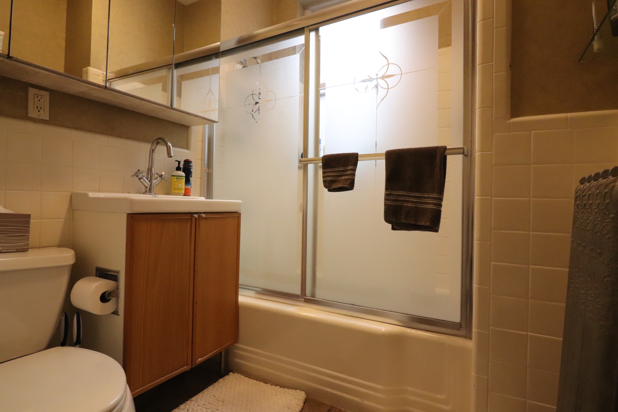 2 bed, 1 bath apartment for rent at 194 Saint Paul St Unit 4, Coolidge Corner — photo 15 of 16