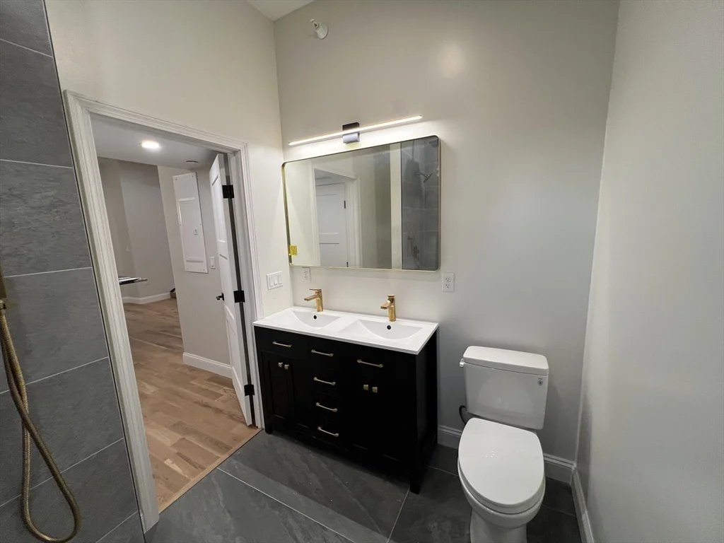 16 Harriet St, Brighton