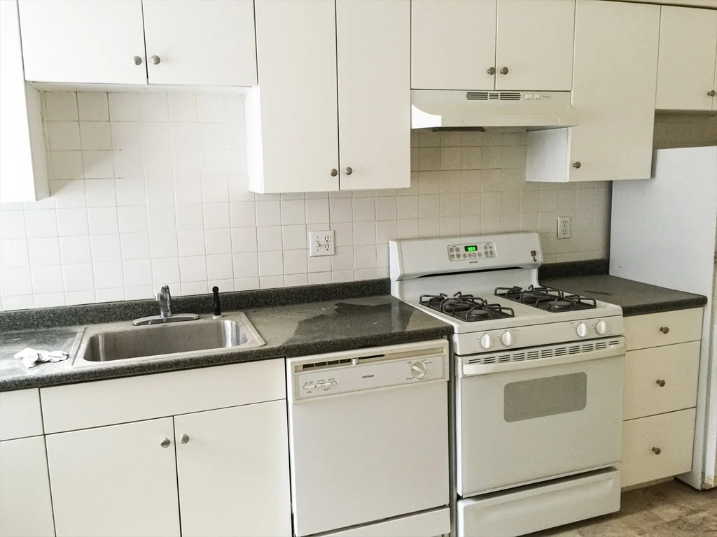 7 Naples, Coolidge Corner