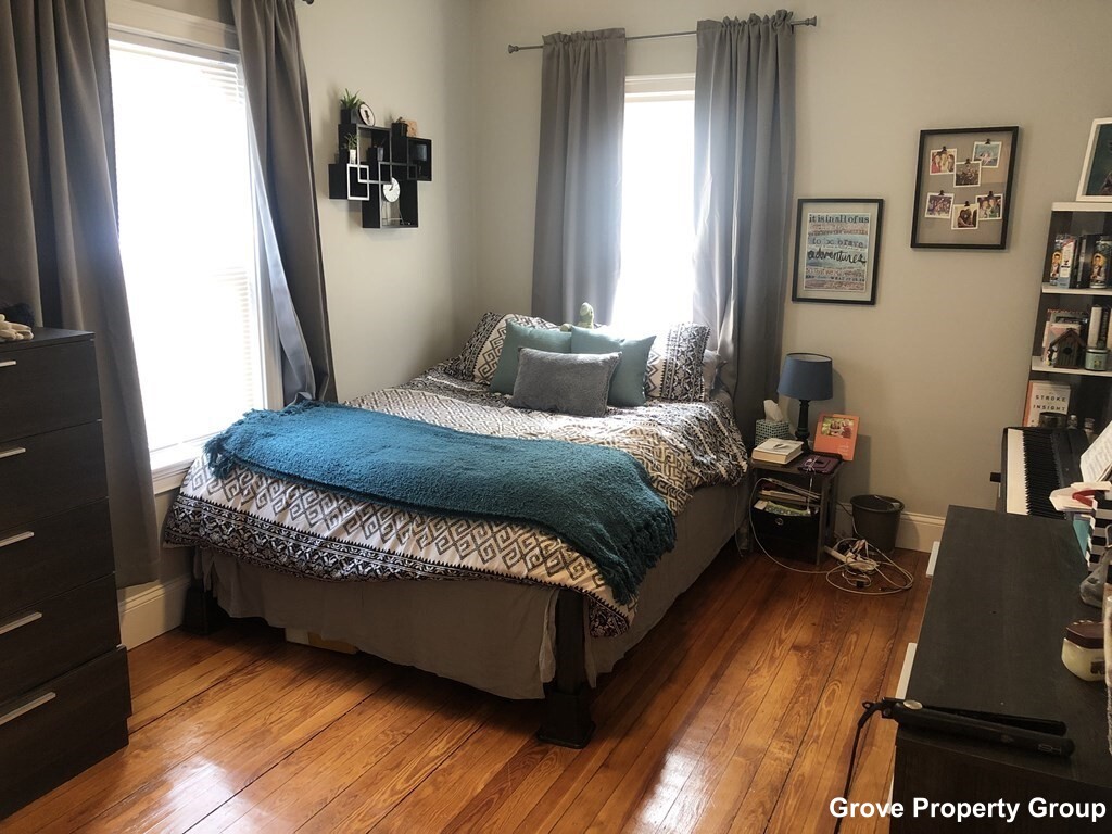 4 Sumner St, Dorchester