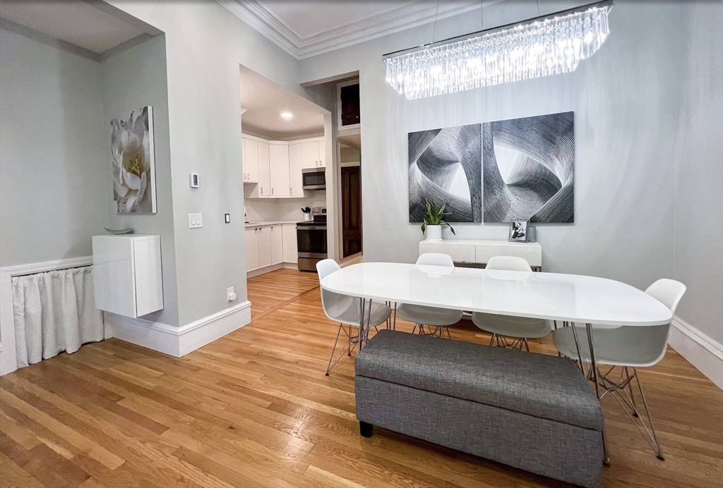 16 Claremont Park, South End