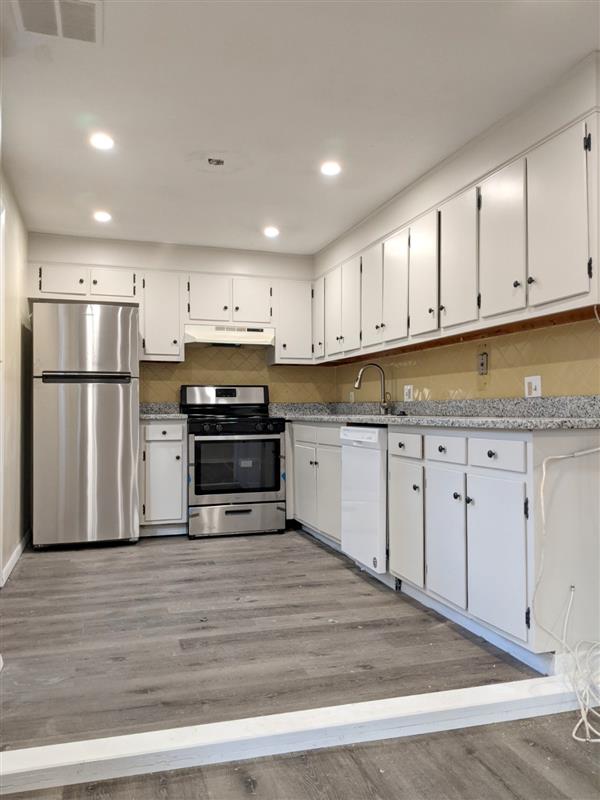 86 Newbury St, Teele Square